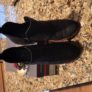 Vince Camuto Pedrina